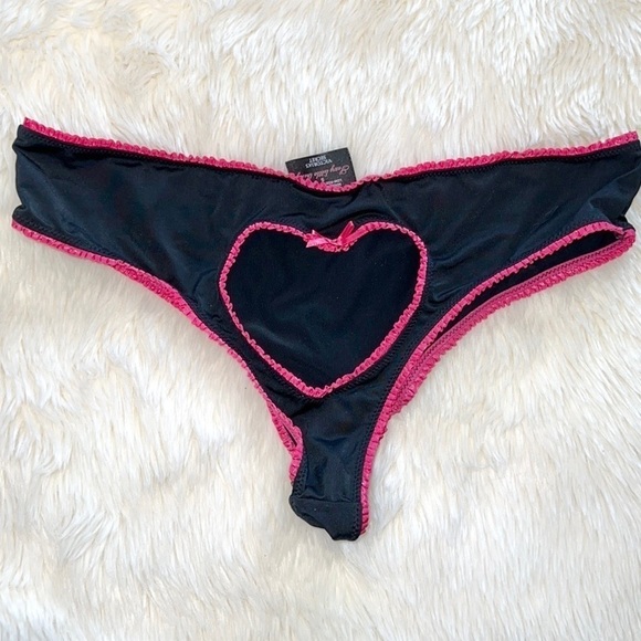Victoria’s Secret Sexy Little Things Heart Cutout Thong - Picture 1 of 5